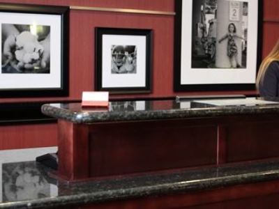Hampton Inn Milan Bagian luar foto