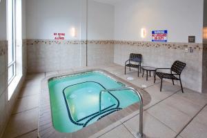 Hampton Inn Milan Bagian luar foto